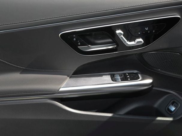 Mercedes-Benz CLE 180 Coupé AMG Night Distronic Panorama 360°