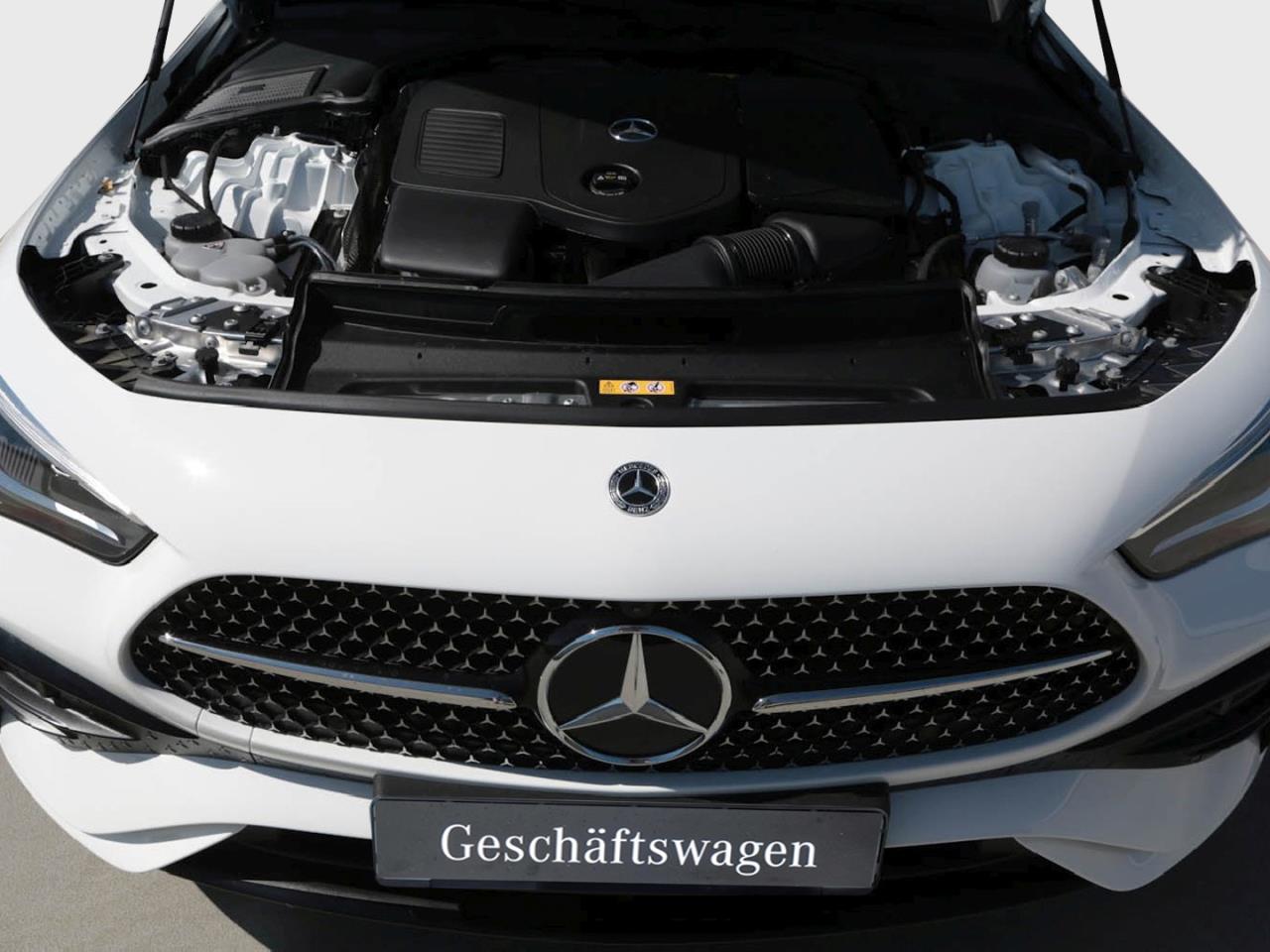 Mercedes-Benz CLE 180 Coupé AMG Night Distronic Panorama 360°