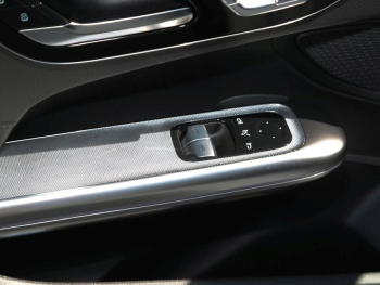 Mercedes-Benz CLE 180 Coupé AMG Night Distronic Panorama 360°