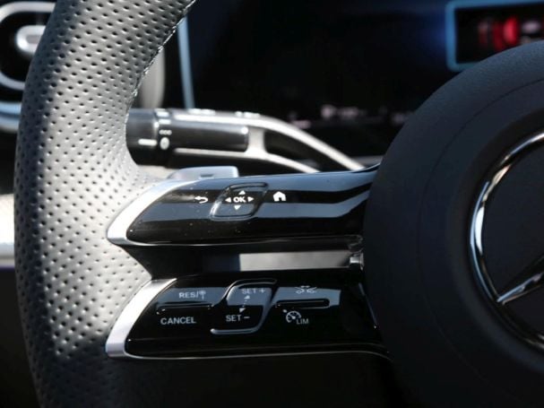 Mercedes-Benz CLE 180 Coupé AMG Night Distronic Panorama 360°