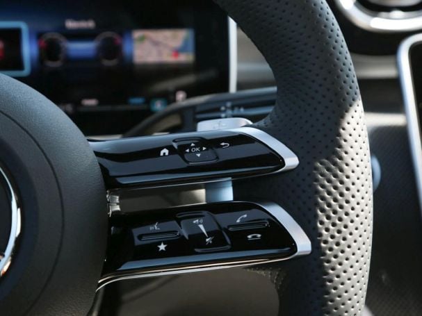 Mercedes-Benz CLE 180 Coupé AMG Night Distronic Panorama 360°