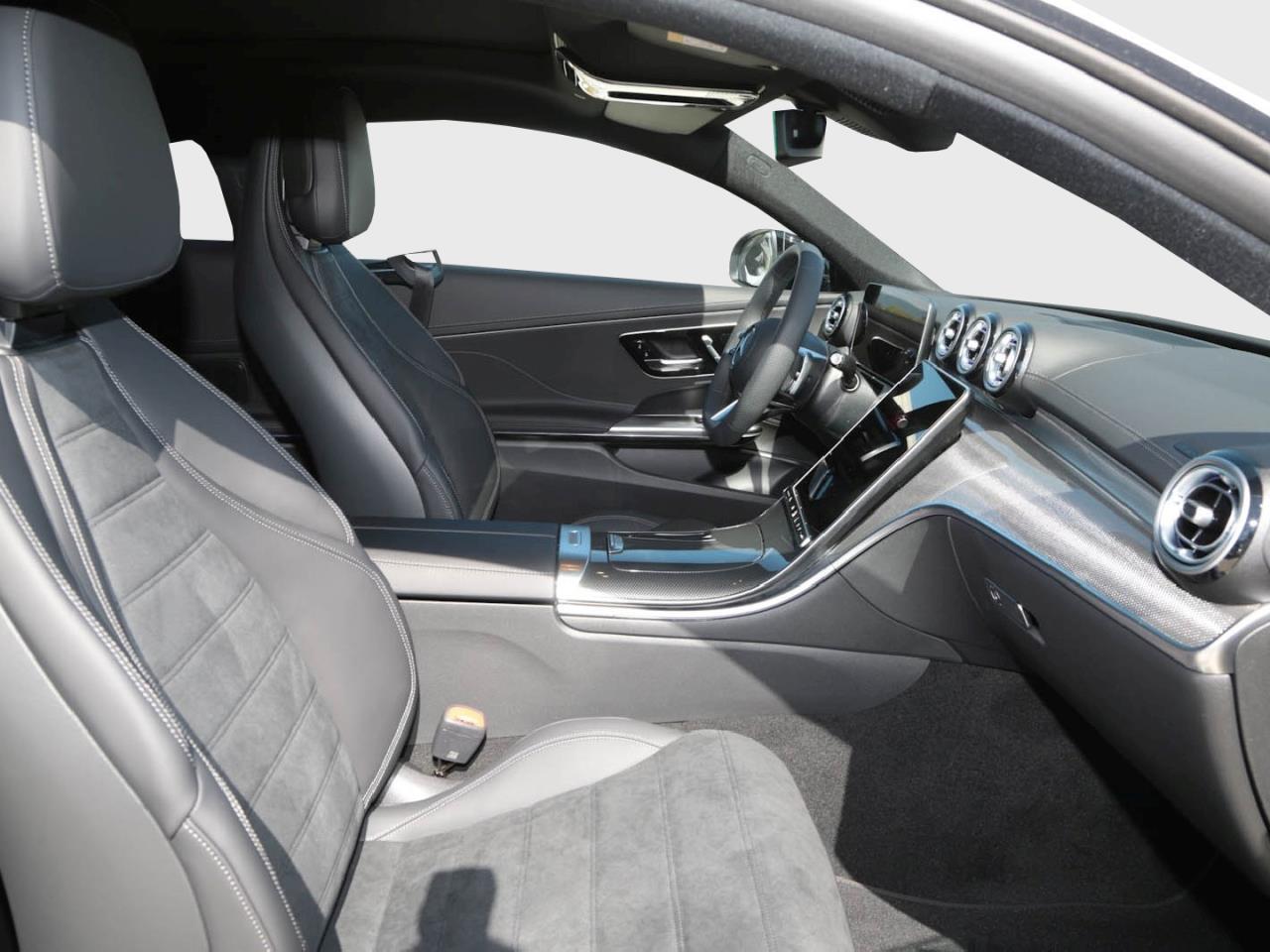 Mercedes-Benz CLE 180 Coupé AMG Night Distronic Panorama 360° Mercedes-Benz CLE 180 Coupé AMG Night Distronic Panorama 360°