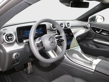 Mercedes-Benz CLE 220 d Coupé AMG Distronic Panorama 360° AHK