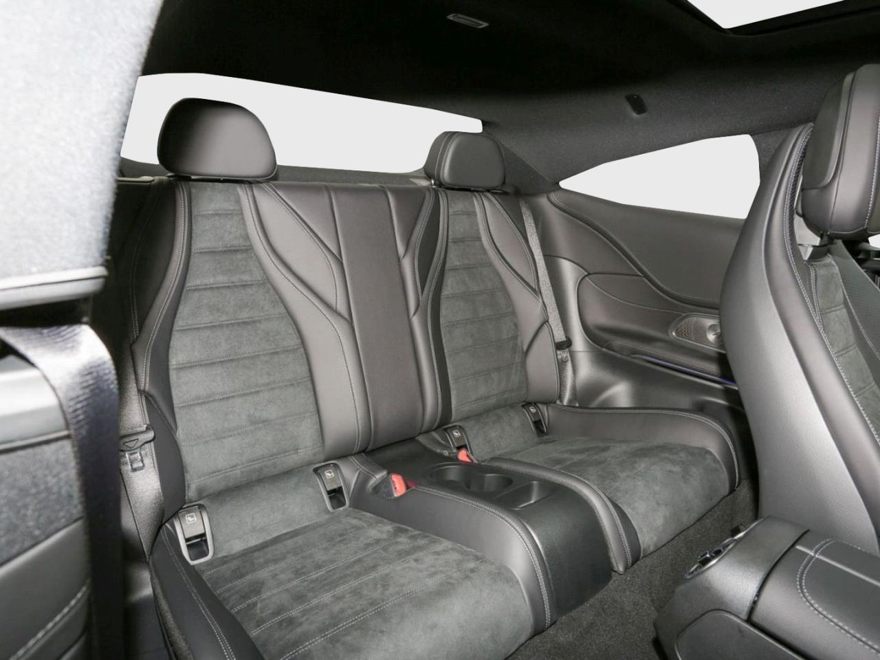 Mercedes-Benz CLE 220 d Coupé AMG MBUX Panorama Distronic 360° Mercedes-Benz CLE 220 d Coupé AMG MBUX Panorama Distronic 360°