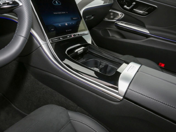 Mercedes-Benz CLE 220 d Coupé AMG MBUX Panorama Distronic 360°