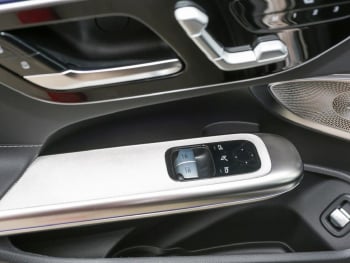 Mercedes-Benz CLE 220 d Coupé AMG MBUX Panorama Distronic 360°