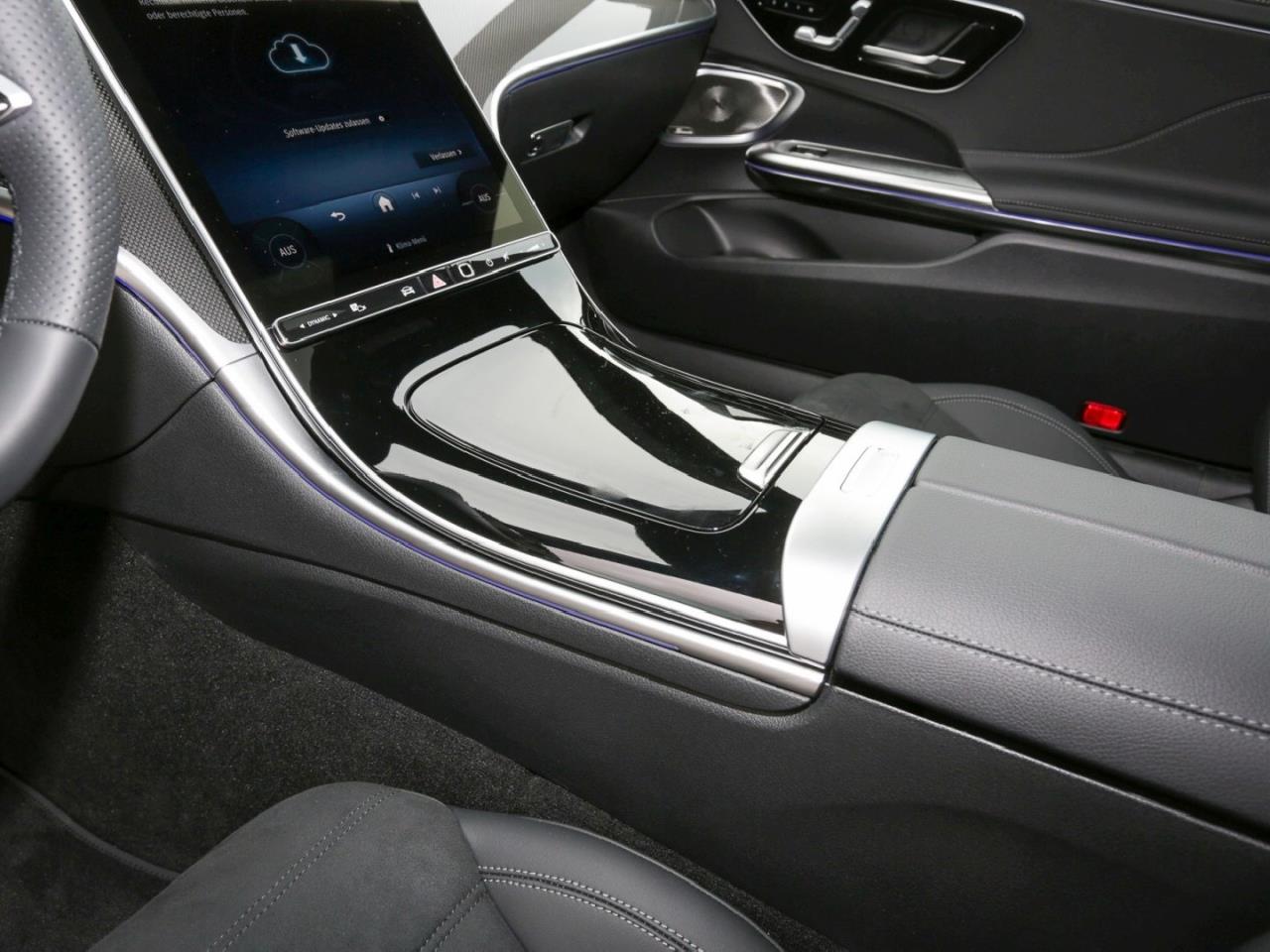 Mercedes-Benz CLE 220 d Coupé AMG MBUX Panorama Distronic 360°