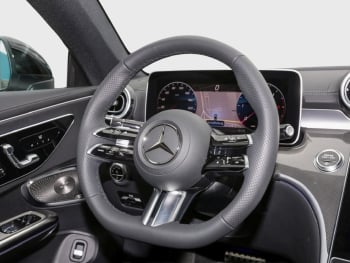 Mercedes-Benz CLE 220 d Coupé AMG MBUX Panorama Distronic 360°