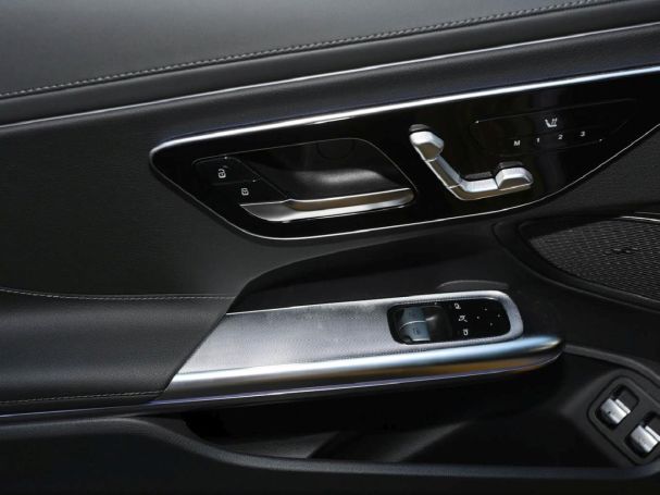 Mercedes-Benz CLE 300 e AMG Panorama Memory Totwinkel 360° Mercedes-Benz CLE 300 e AMG Panorama Memory Totwinkel 360°