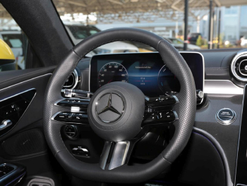 Mercedes-Benz CLE 300 e AMG Panorama Memory Totwinkel 360°