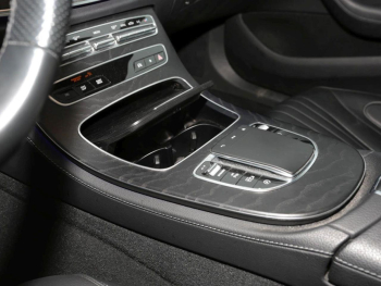 Mercedes-Benz CLS 300 d 4M AMG Distronic AHK SHZ-Fond HUD