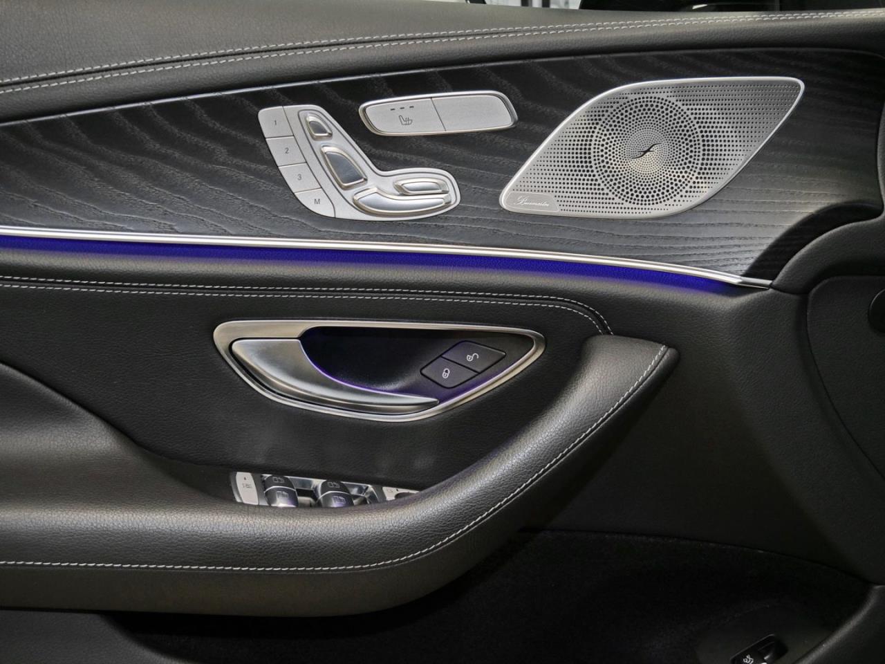 Mercedes-Benz CLS 300 d 4M AMG Distronic AHK SHZ-Fond HUD