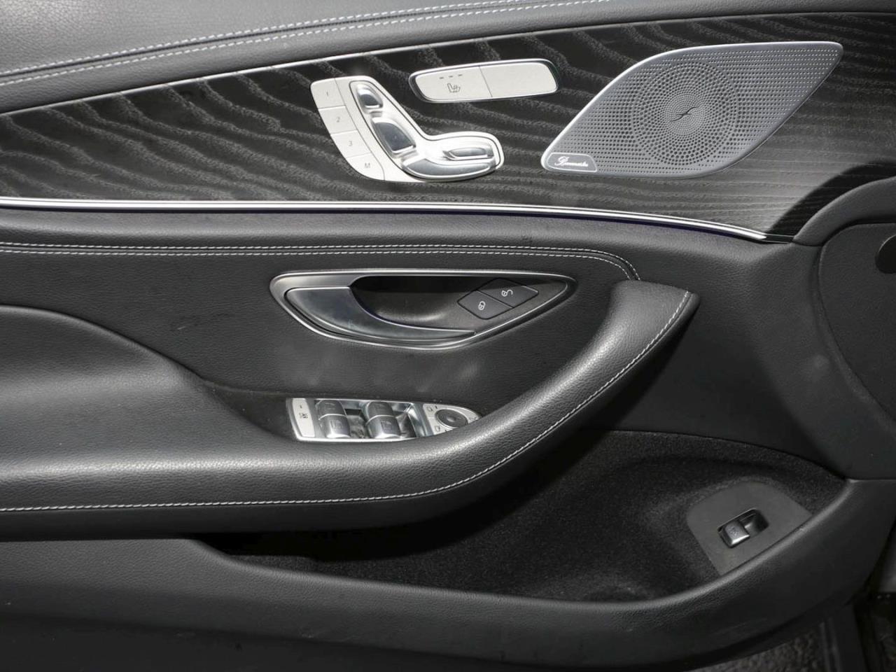 Mercedes-Benz CLS 300 d 4M AMG Distronic AHK SHZ-Fond HUD