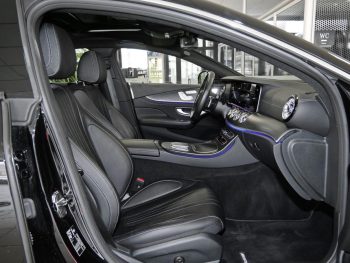 Mercedes-Benz CLS 300 d 4M AMG Distronic AHK SHZ-Fond HUD