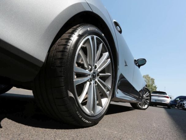 Mercedes-Benz CLS 300 d 4M Avantgarde MBUX Navi Burmester Kamera Mercedes-Benz CLS 300 d 4M Avantgarde MBUX Navi Burmester Kamera