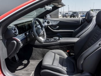 Mercedes-Benz E 220 d Cabrio AMG Night MBUX Distronic+ Memory