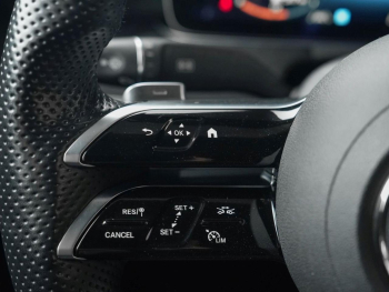 Mercedes-Benz E 450 4M Cabrio AMG Sitzklima Distronic+ 360°