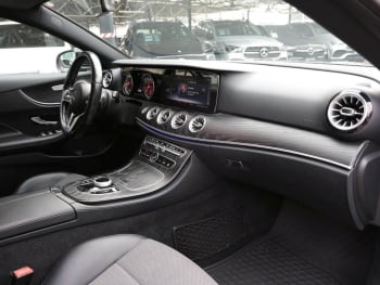 Mercedes-Benz E 200 Coupé Avantgarde Park-P Sitzheizung Kamera