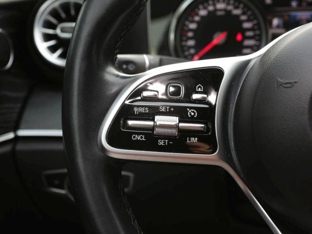 Mercedes-Benz E 200 Coupé Avantgarde Park-P Sitzheizung Kamera