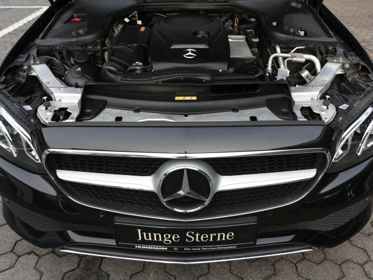 Mercedes-Benz E 200 Coupé Avantgarde Park-P Sitzheizung Kamera