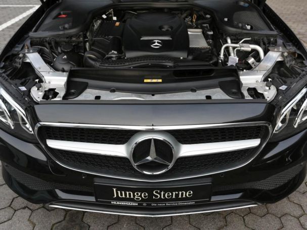Mercedes-Benz E 200 Coupé Avantgarde Park-P Sitzheizung Kamera