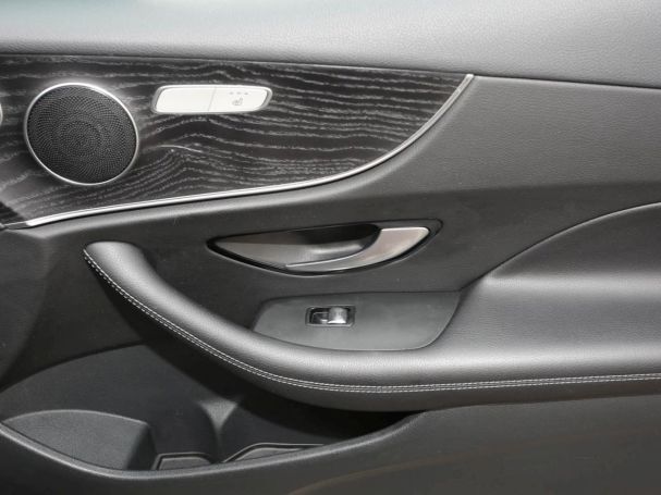 Mercedes-Benz E 200 Coupé Avantgarde Park-P Sitzheizung Kamera