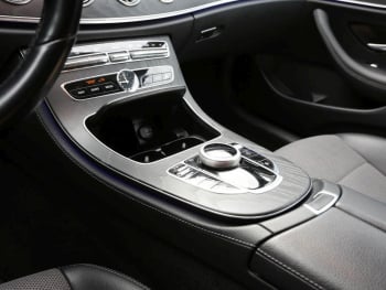 Mercedes-Benz E 200 Coupé Avantgarde Park-P Sitzheizung Kamera