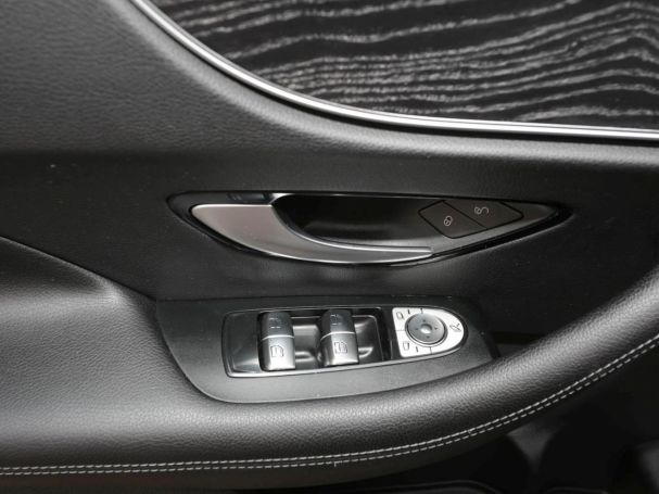 Mercedes-Benz E 200 Coupé Avantgarde Park-P Sitzheizung Kamera
