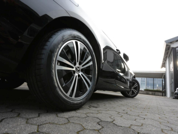 Mercedes-Benz E 200 Coupé Avantgarde Park-P Sitzheizung Kamera