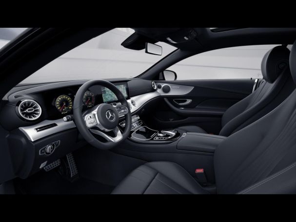 Mercedes-Benz E 200 Coupé AMG Comand Panorama Kamera Spiegel-P