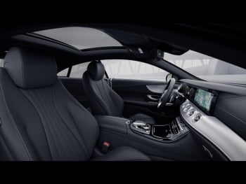 Mercedes-Benz E 200 Coupé AMG Comand Panorama Kamera Spiegel-P