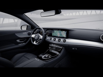 Mercedes-Benz E 200 Coupé AMG Comand Panorama Kamera Spiegel-P