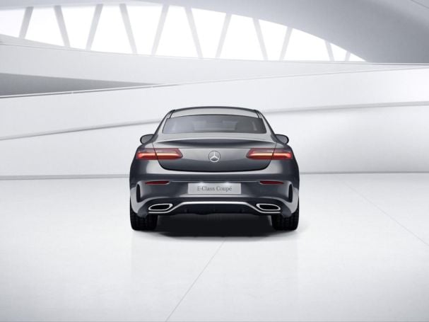 Mercedes-Benz E 200 Coupé AMG Comand Panorama Kamera Spiegel-P