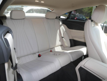Mercedes-Benz E 220 d Coupé Avantgarde Night Kamera AHK