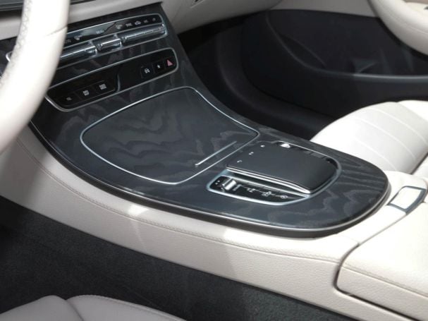 Mercedes-Benz E 220 d Coupé Avantgarde Night Kamera AHK Mercedes-Benz E 220 d Coupé Avantgarde Night Kamera AHK