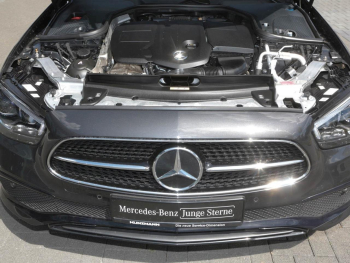Mercedes-Benz E 220 d Coupé Avantgarde Night Kamera AHK