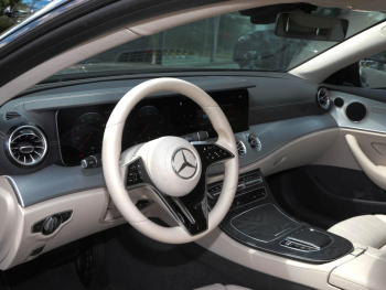 Mercedes-Benz E 220 d Coupé Avantgarde Night Kamera AHK