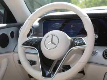 Mercedes-Benz E 220 d Coupé Avantgarde Night Kamera AHK