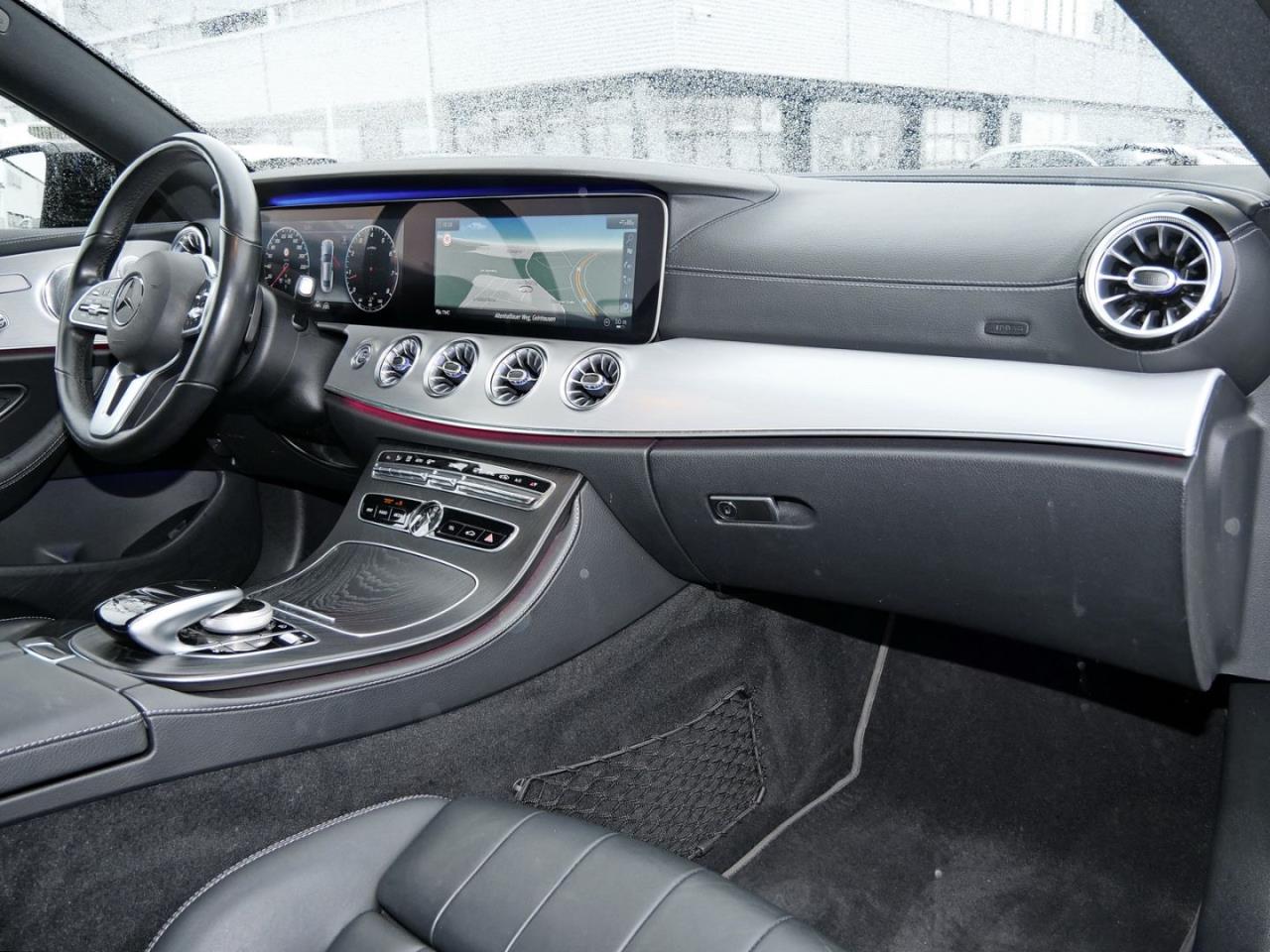 Mercedes-Benz E 450 4M Coupé AMG Night Panorama 360° Distronic