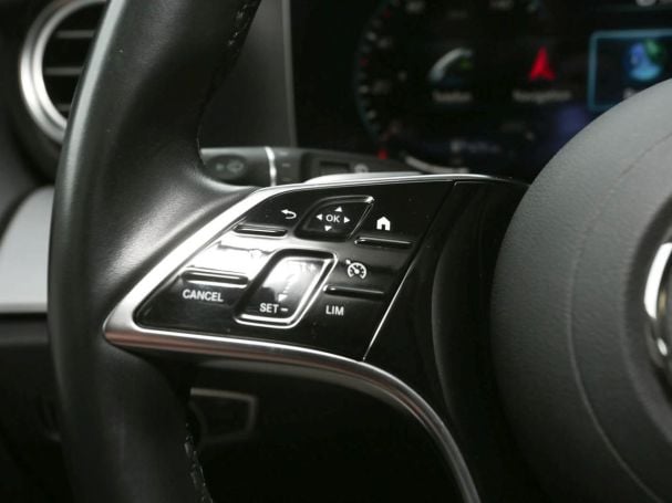 Mercedes-Benz E 200 d T Avantgarde MBUXNavi+ Kamera EasyP AHK