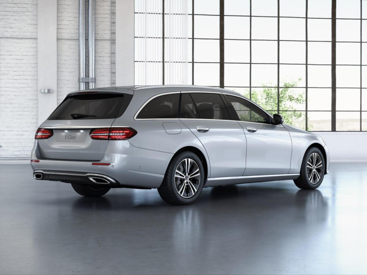 Mercedes-Benz E 220 d 4M T Avantgarde Distronic+ EasyPack 360°