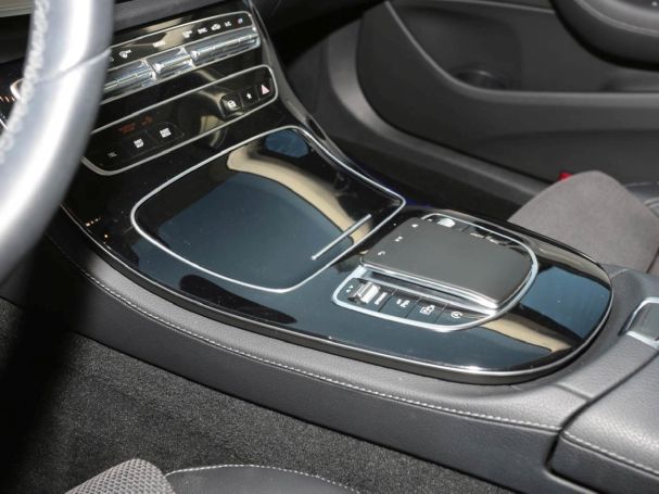 Mercedes-Benz E 220 d 4M T AVANTGARDE MBUX 360° Kamera EasyP
