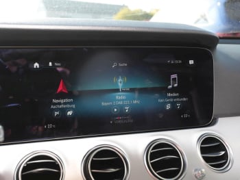 Mercedes-Benz E 220 d 4M T AVANTGARDE MBUX 360° Kamera EasyP Mercedes-Benz E 220 d 4M T AVANTGARDE MBUX 360° Kamera EasyP