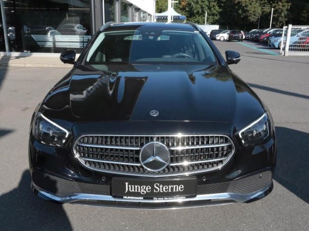 Mercedes-Benz E 220 d 4M T AVANTGARDE MBUX 360° Kamera EasyP Mercedes-Benz E 220 d 4M T AVANTGARDE MBUX 360° Kamera EasyP