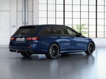 Mercedes-Benz E 220 d T AMG Night Distronic EasyPack AHK Kamera