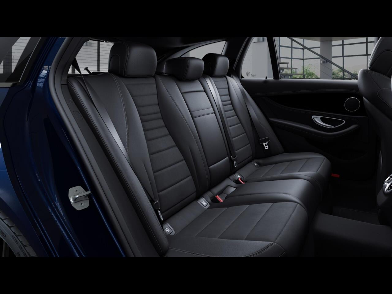 Mercedes-Benz E 220 d T AMG Night Distronic EasyPack AHK Kamera