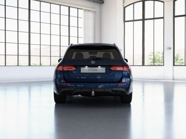 Mercedes-Benz E 220 d T AMG Night Distronic EasyPack AHK Kamera