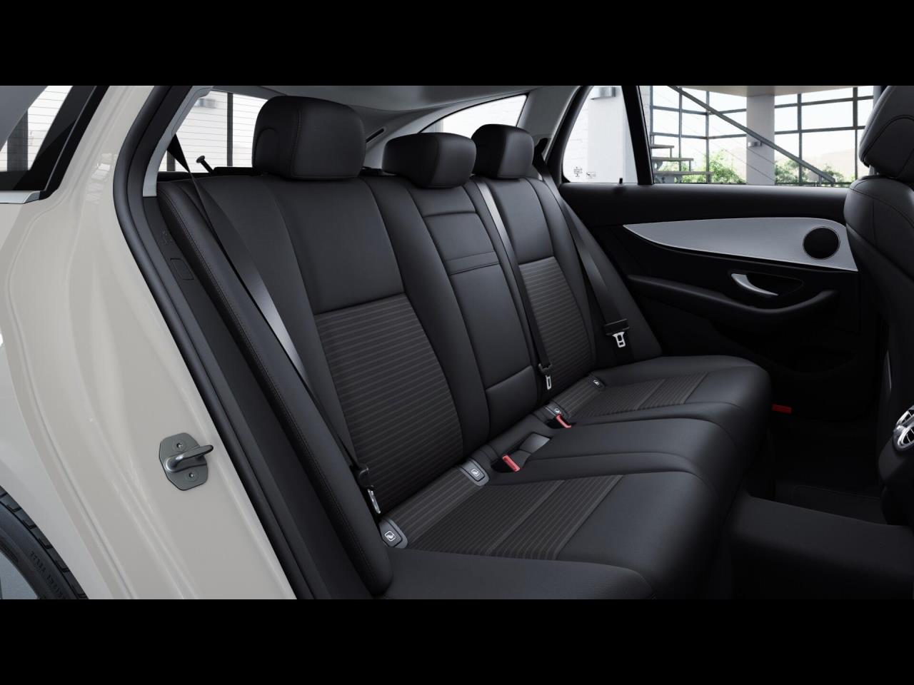 Mercedes-Benz E 220 d T Avantgarde MBUX Navi Easy-Pack Kamera