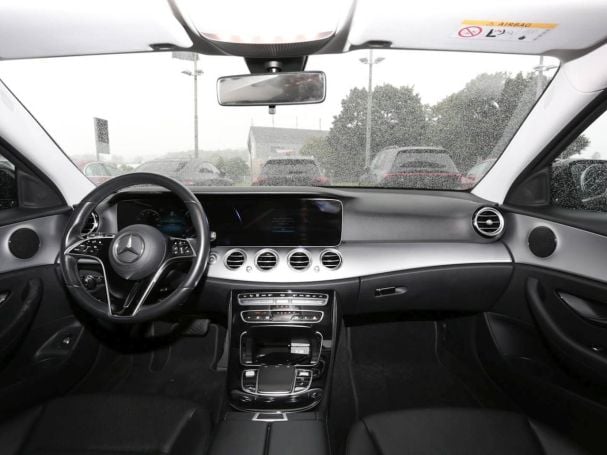Mercedes-Benz E 220 d T Avantgarde MBUX Navi EasyPack DAB LED