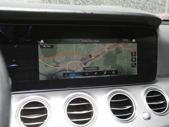 Mercedes-Benz E 220 d T Avantgarde MBUX Navi EasyPack DAB LED